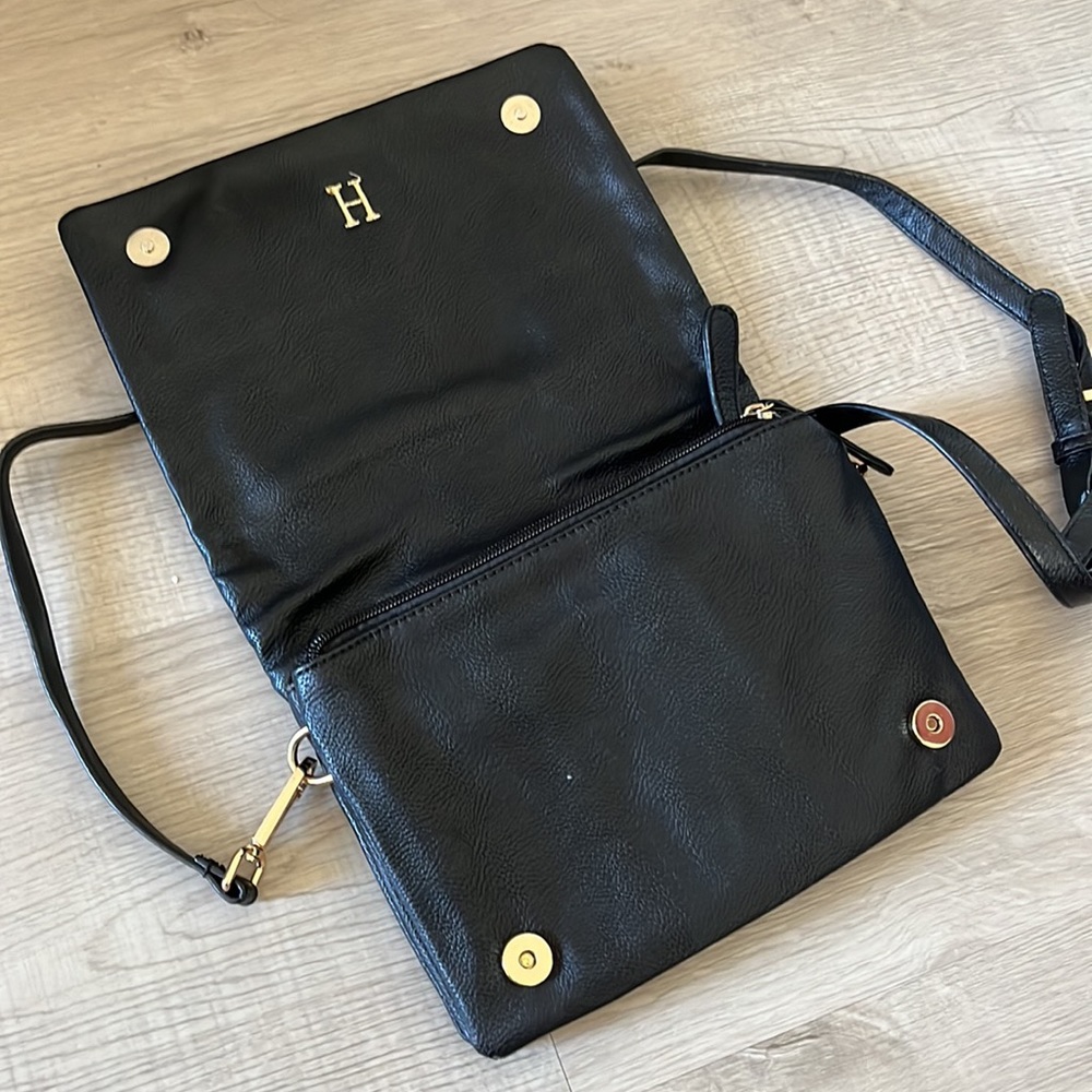Leather crossbody bag with Initial H - Picture 3 of 10